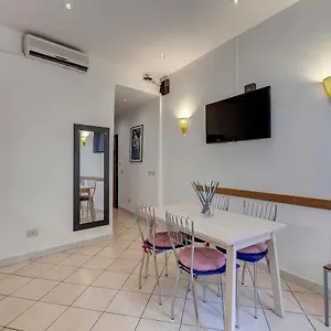 Apartment Zalinda By Mamo, Florence